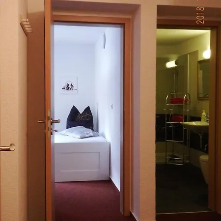 Ferienwohnung Mit Terrasse Bei Familie Wohlgemuth
