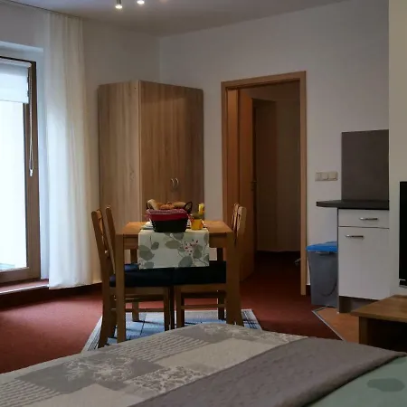 Апартаменты Ferienwohnung Mit Terrasse Bei Familie Wohlgemuth *