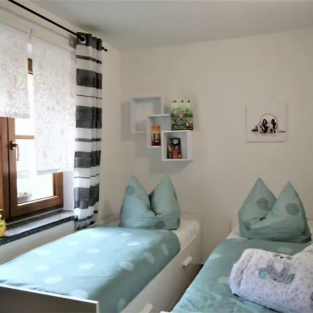 Ferienwohnung Mit Terrasse Bei Familie Wohlgemuth